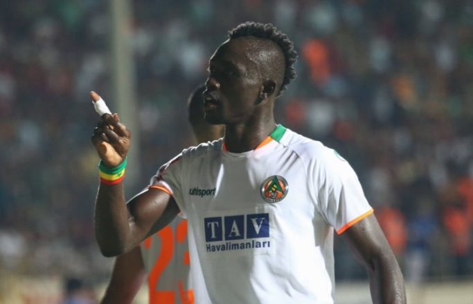 soulier-d’or-2020-:-le-‘’vieux’’-papiss-cisse-integre-le-top-10-et-impressionne-l’europe