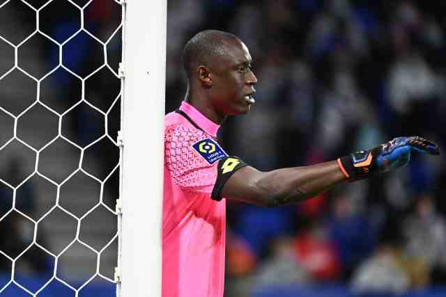 alfred-gomis-apres-sa-prolongation-:-“je-continue-avec-plaisir-l’aventure-a-dijon…”