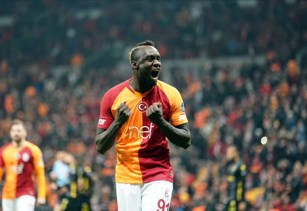 mercato-–-galatasaray-:-deux-clubs-qataris-se-sont-renseignes-sur-mbaye-diagne