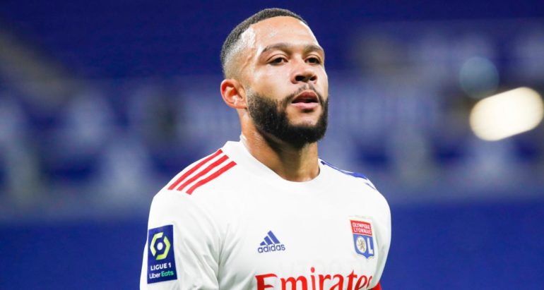 barca-/-ol-:-jean-michel-aulas-ferme-la-porte-pour-memphis-depay