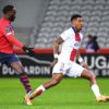 lille-–-psg-:-la-toile-s’enflamme-pour-l’incroyable-tacle-de-kimpembe