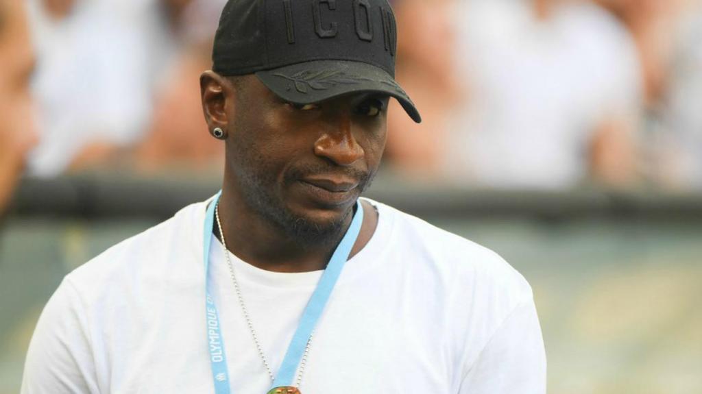 om-:-mamadou-niang-inquiet