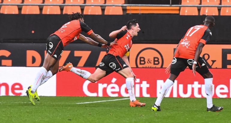 le-psg-tombe-a-lorient,-metz-renverse-brest…-les-resultats-de-15h00-!