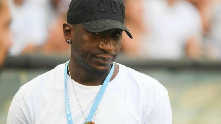 om-:-mamadou-niang-inquiet