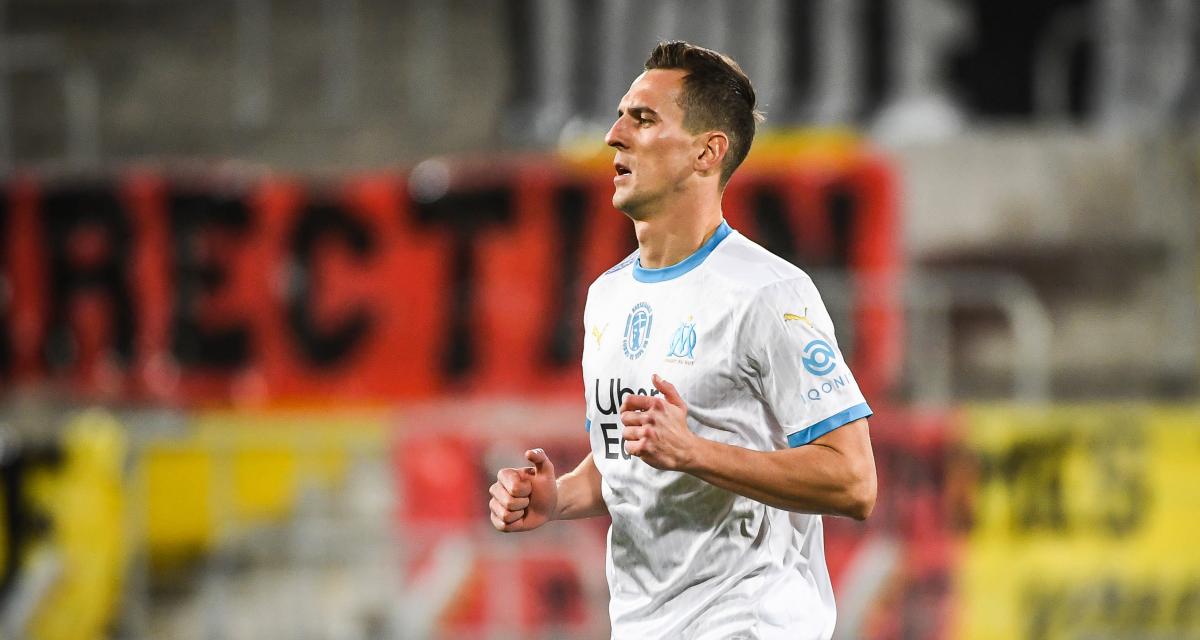 lens-–-om-:-la-toile-s’enflamme-pour-milik-et-larguet