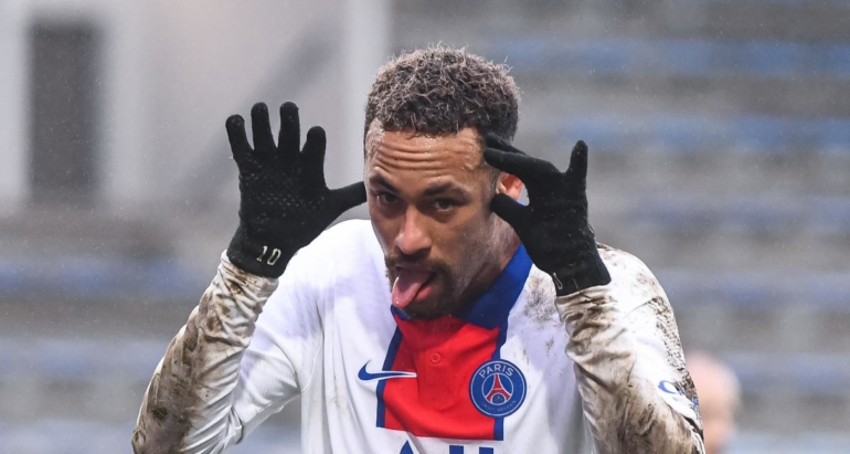psg-:-leonardo-vole-a-la-rescousse-de-neymar