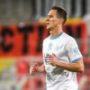lens-–-om-:-la-toile-s’enflamme-pour-milik-et-larguet