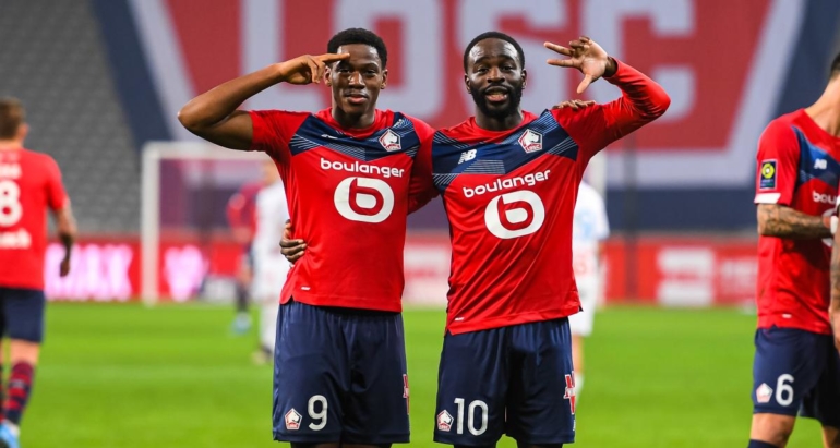 la-folle-course-au-titre-en-l1,-le-barca-valide-une-remontada,-coup-de-froid-pour-genesio-a-rennes-…-les-immanquables-du-jour-!