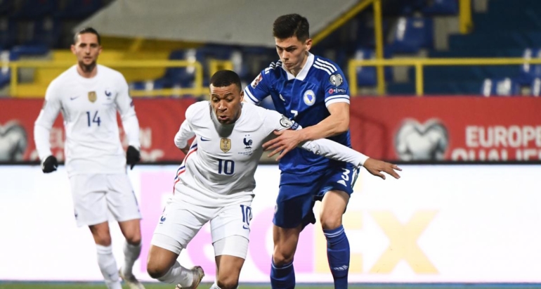 -bosnie-herzegovine-–-france-:-les-bleus-accroches-a-la-pause-!
