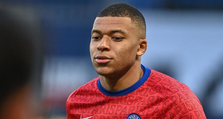 inquietude-pour-mbappe,-l’ol-realise-l’exploit-a-monaco,-manchester-united-en-feu-…-les-immanquables-du-jour-!